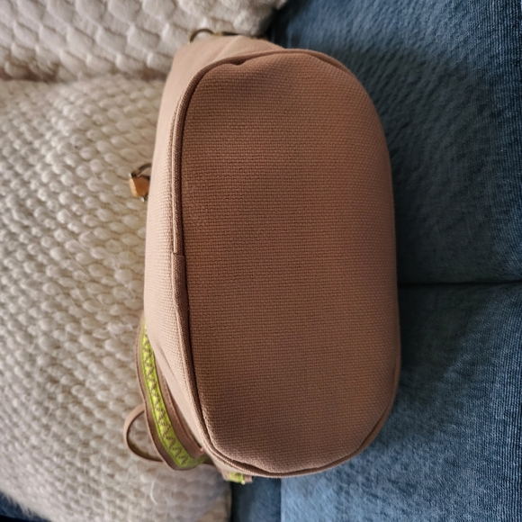 Palm Tree Beaded Tote - Picture 3 of 7